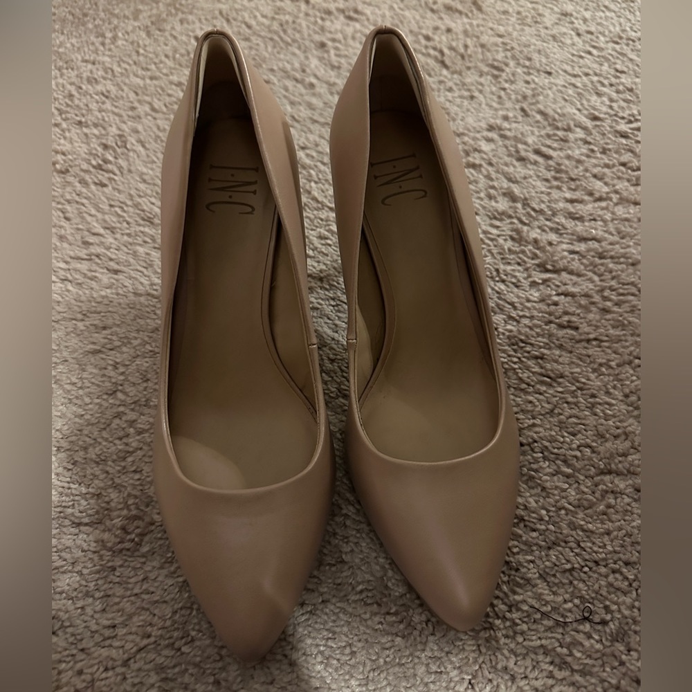 Beige Pumps - image 2